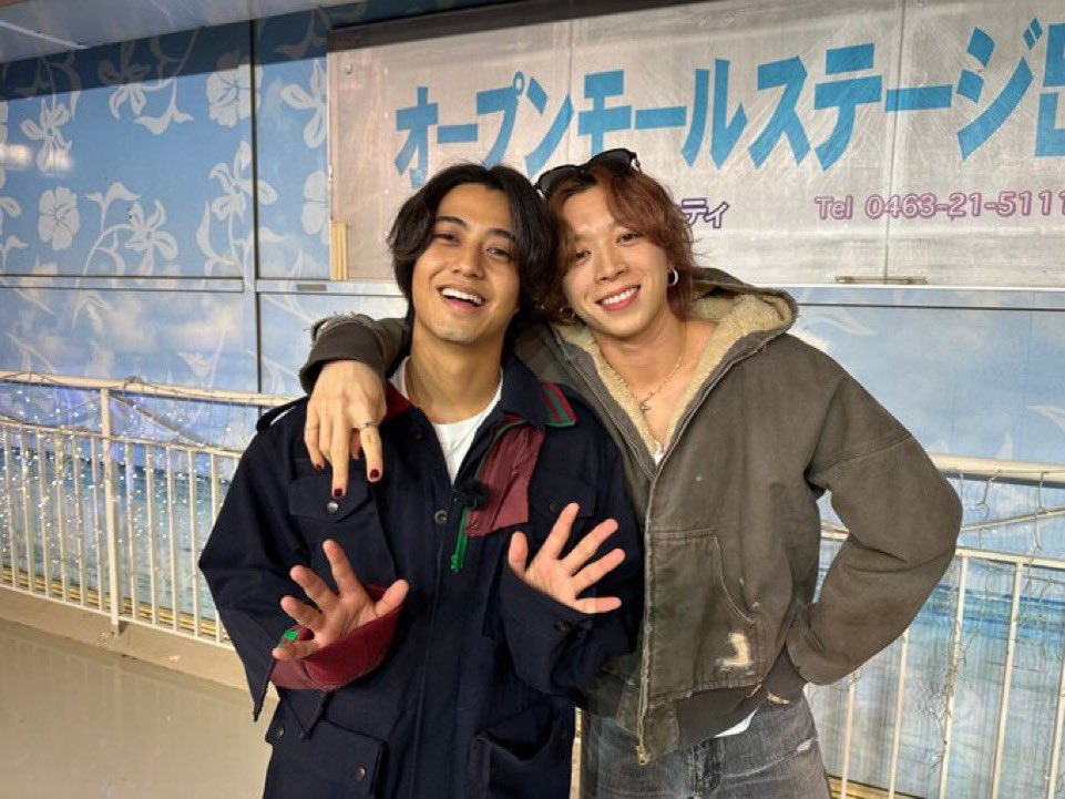 sei_chan824's tweet photo. 2人それぞれの道でも
ちゃんとベースにお互いの存在が。
これを機にたくさんテレビで
コラボ見れる日が来るといいなぁ

推しと推しのコラボなんて
いくらあっても困らないので
たくさん供給待ってます🤭🤭

 #あの頃からわたしたちは 
 #髙橋海人 
 #SOTA 
@kp_official0523 
@BEFIRSTofficial https://t.co/W1Q2VBFEYm