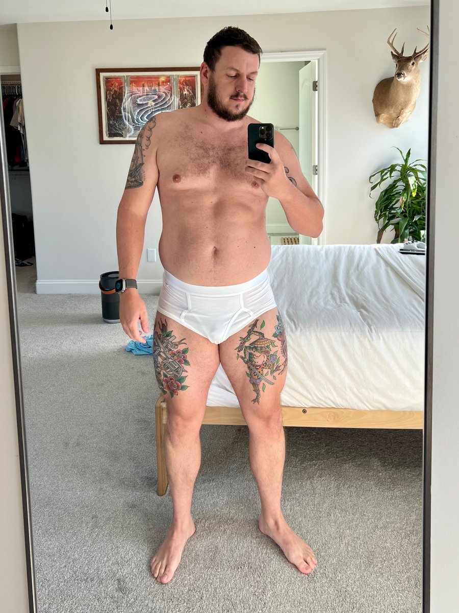 xNotAnotherOnex's tweet photo. I hardly ever wear briefs, but they fit alright 🩲 https://t.co/NB58UDbMmb