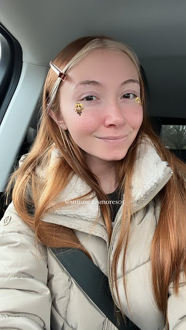 Gmorning cutie! Hope your holiday season is pleasant! https://t.co/5M3LLVu8hG