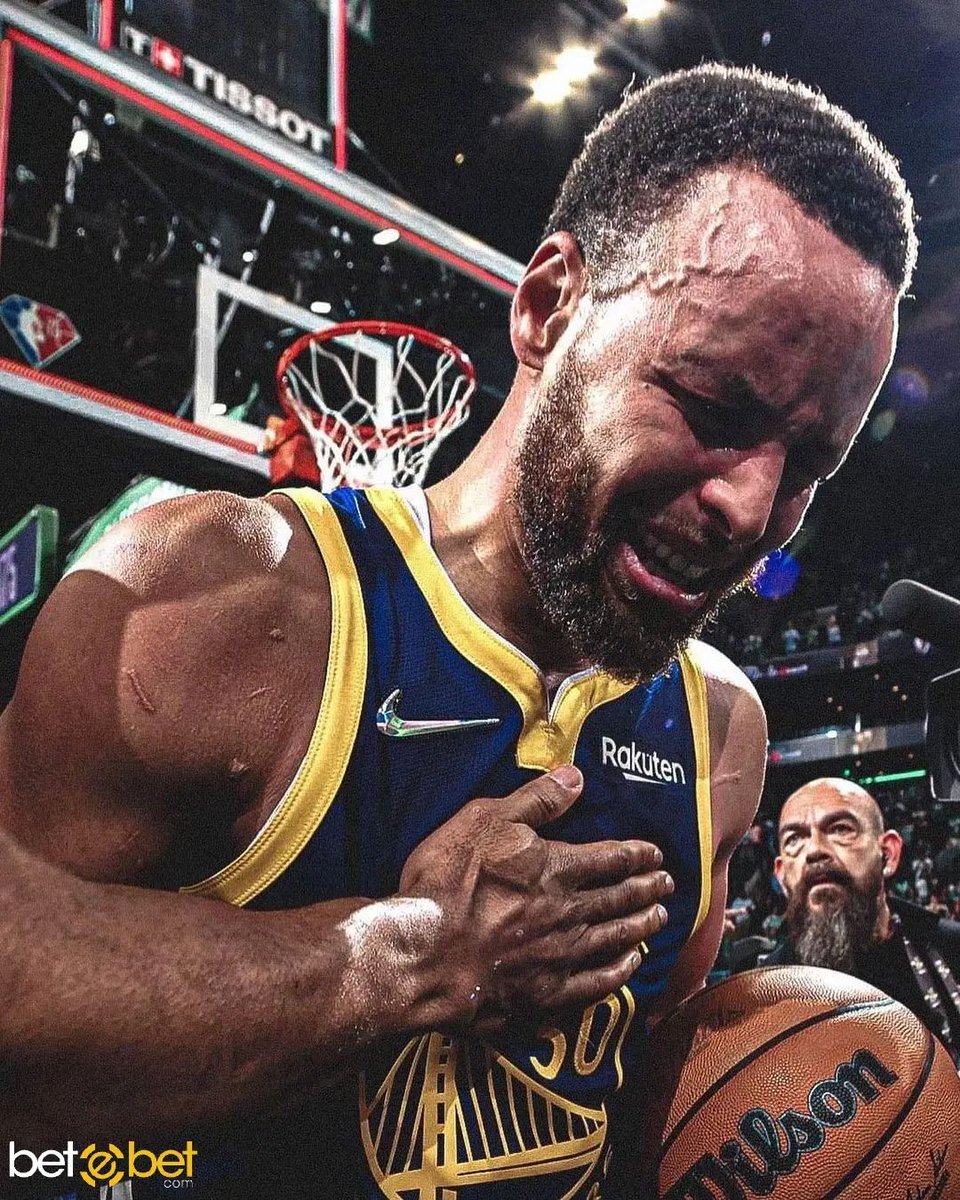 HoopHeroic's tweet photo. His dedication to the game is evident in his hard work, perseverance through pain, unwavering passion, and deep love for it. Truly remarkable and unforgettable. 🥺❤️ https://t.co/8sKn0eTqwM