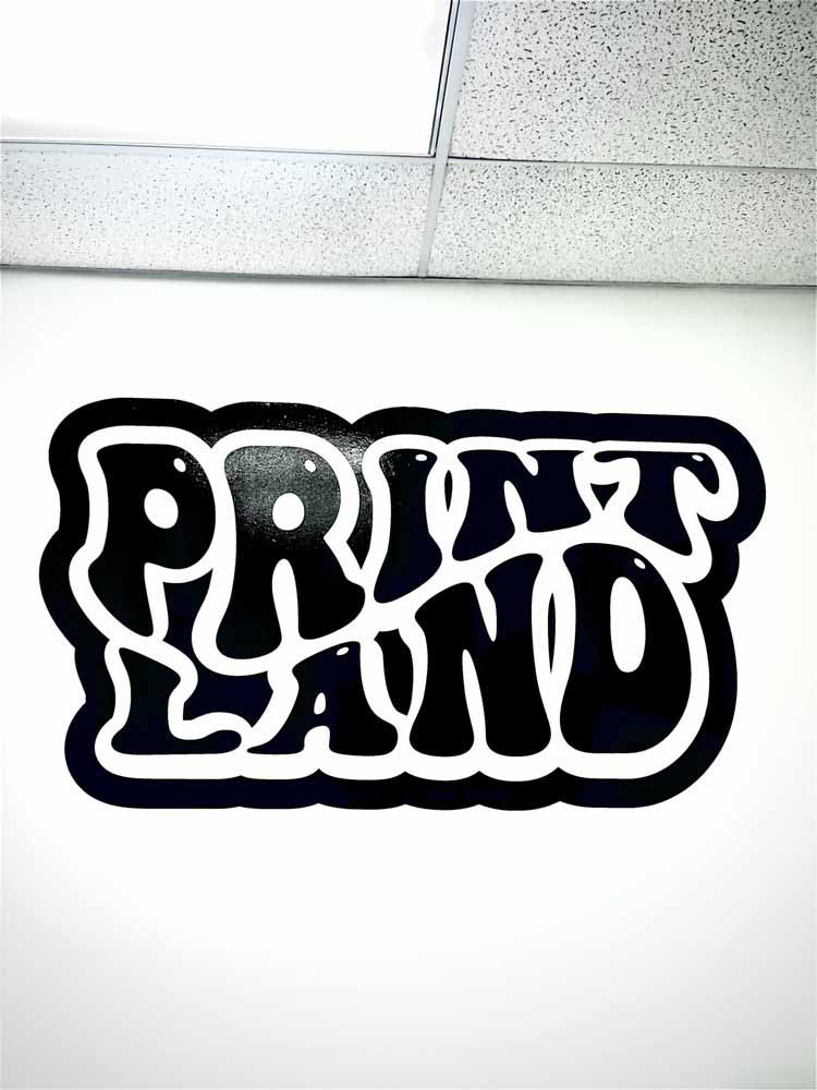 Our banner shop has years of industry experience and can create an eye-catching banner designed according to your specifications. Visit our website for more information!

#BannerShop bit.ly/3VXvGYy