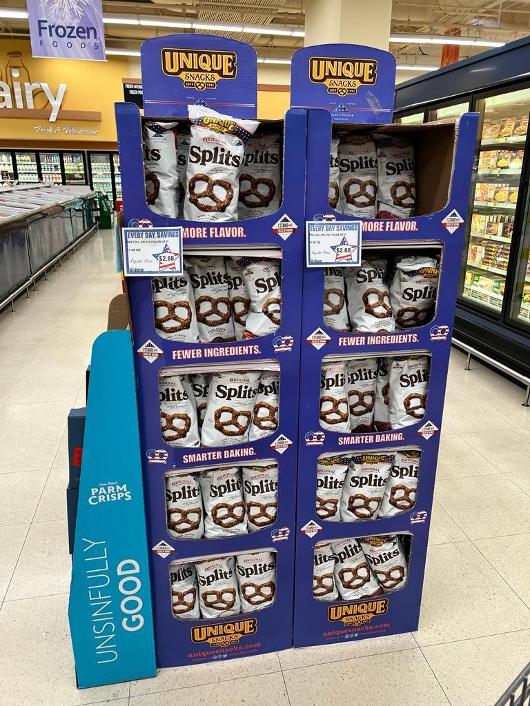 UniqueSnacksUSA's tweet photo. Unique Snacks is overseas! A fantastic snack fan stationed in South Korea snapped this photo at the Commissary at Camp Humphries. Thank you for your service and for showing the love to Unique Snacks. 🥨🇺🇸

#UniqueSnacks #GetUnique #pretzels #snacks #commissary https://t.co/FjTNiayq9k