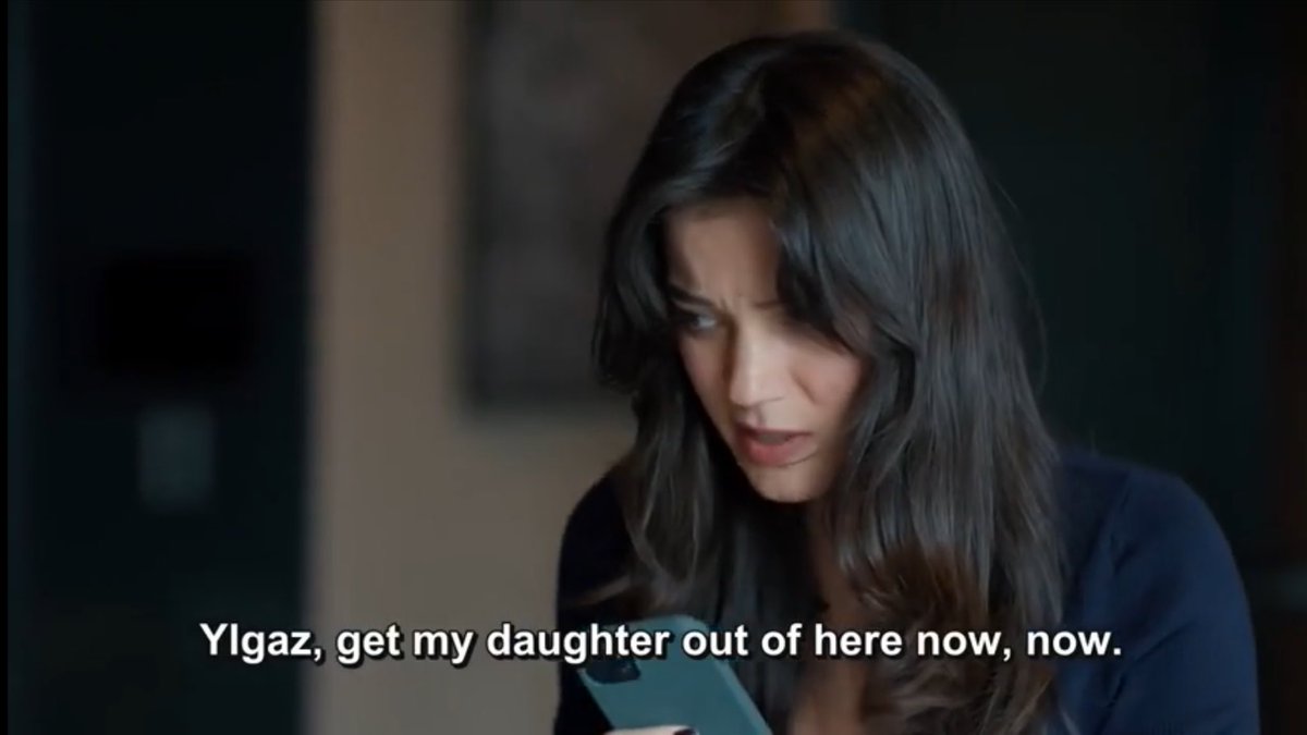 #yargı i just finished the ep &amp; let me just get some things straight because i want to slap ilgaz so bad!!
ceylin is an amazing mother. she was the one who believed mercan is alive even when everyone gave up on her. she was ready to die for her. she does everything to make her