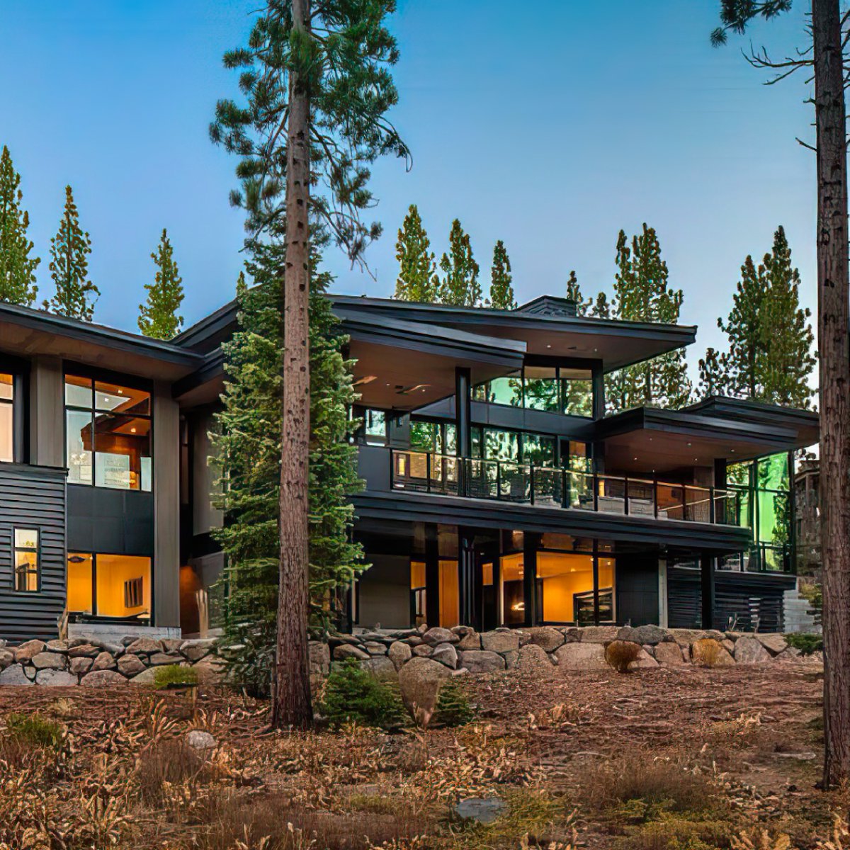 AL13Panel's tweet photo. The exterior of your home matters! No matter the climate or geography, our meticulously designed cladding system is engineered to outperform any alternative, ensuring durability and aesthetics that stand the test of time. 

#al13 #aluminumcladding  #martiscamp #laketahoe https://t.co/znuddUxbSt