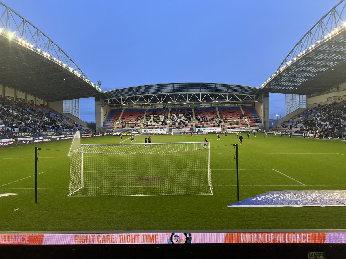 0eirik's tweet photo. Wigan - Derby 🐑 https://t.co/9gCRPPFusl