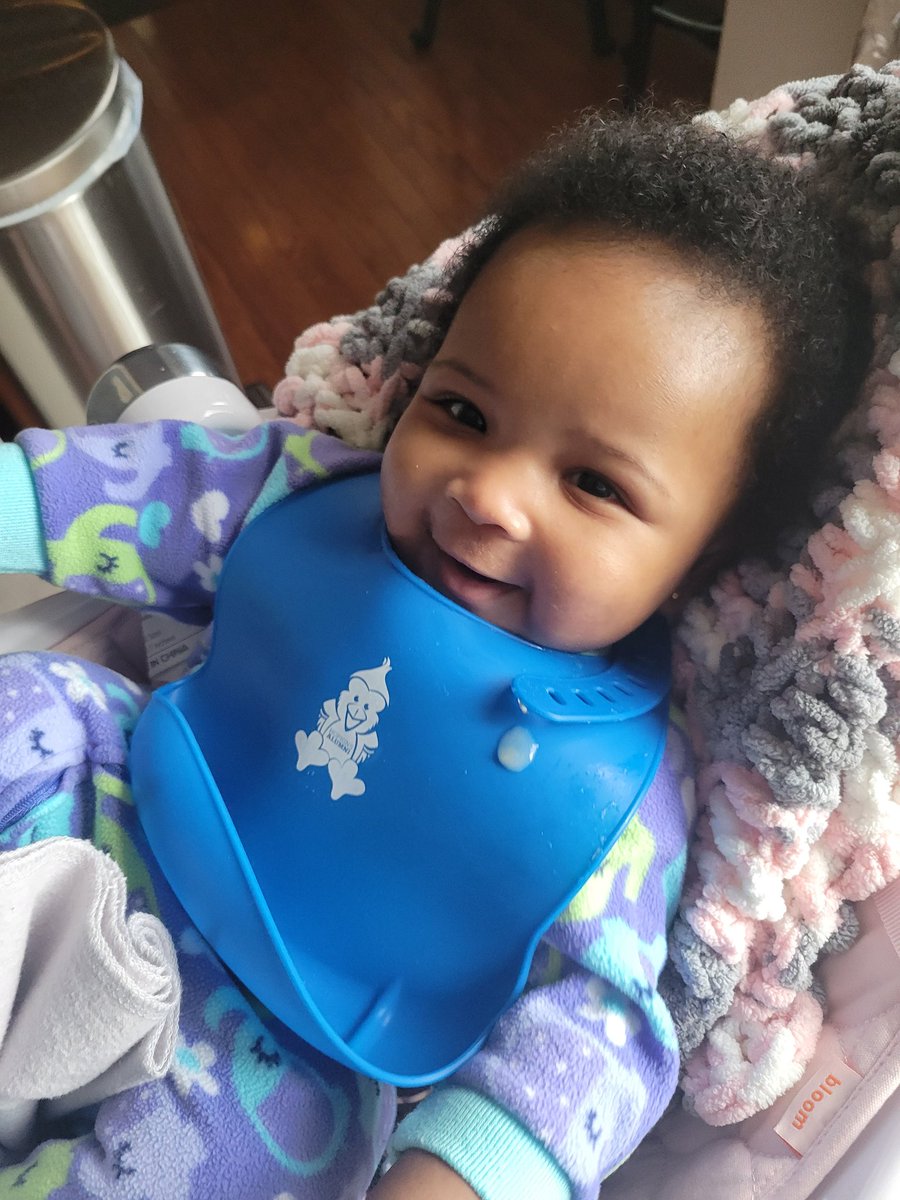 bscwallace's tweet photo. Seasons' Greetings!
Grateful for the gifts that keep on giving, especially on this first day of #Kwanzaa !
Shout out to #jhualumni for gifting us this amazing baby bib!
@JHUeducation
@JHUSafeSchools @JohnsHopkins
#ZENW
#Umoja (#unity)
#MaulanaKarenga https://t.co/3iiV11ZpLs