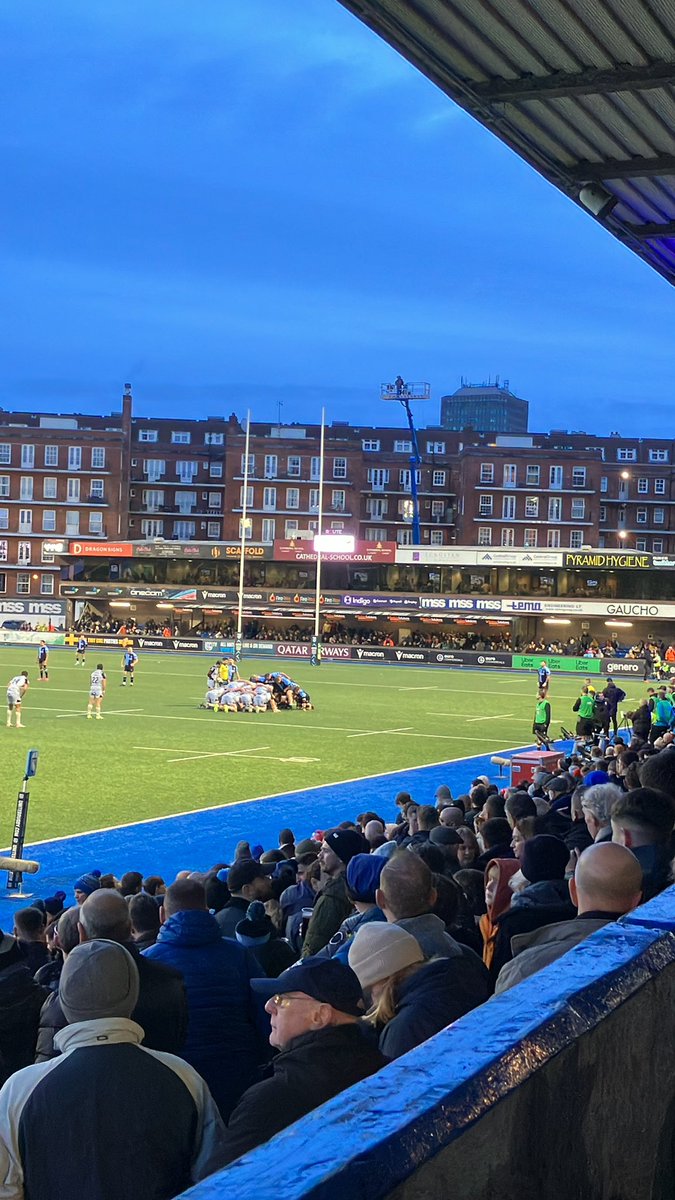 Beautiful evening for my first-ever Derby Day as a Cardiff resident … aided by a dominant first half by the home side @Cardiff_Rugby #CARvDRA