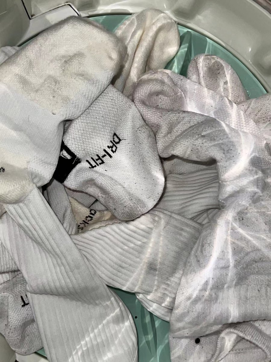 🏊🏻‍♂️ tweet media