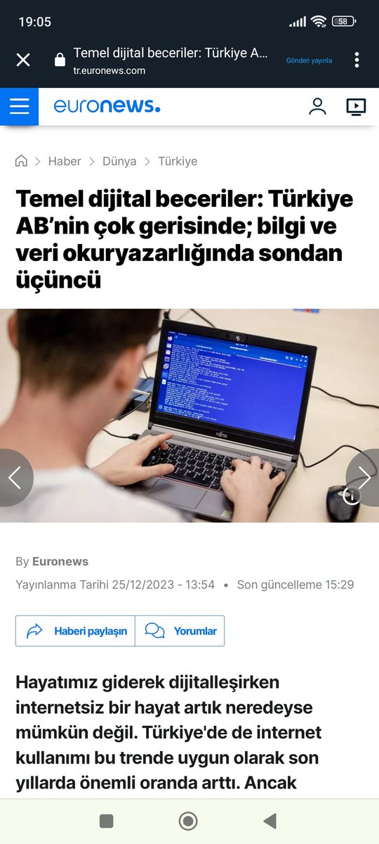 İlk 3e girmişiz ama sondan. Demek ki gençler bilgisayar ve internet kullanmayı bilmiyormuşşşş!!! tr.euronews.com/2023/12/25/tem…