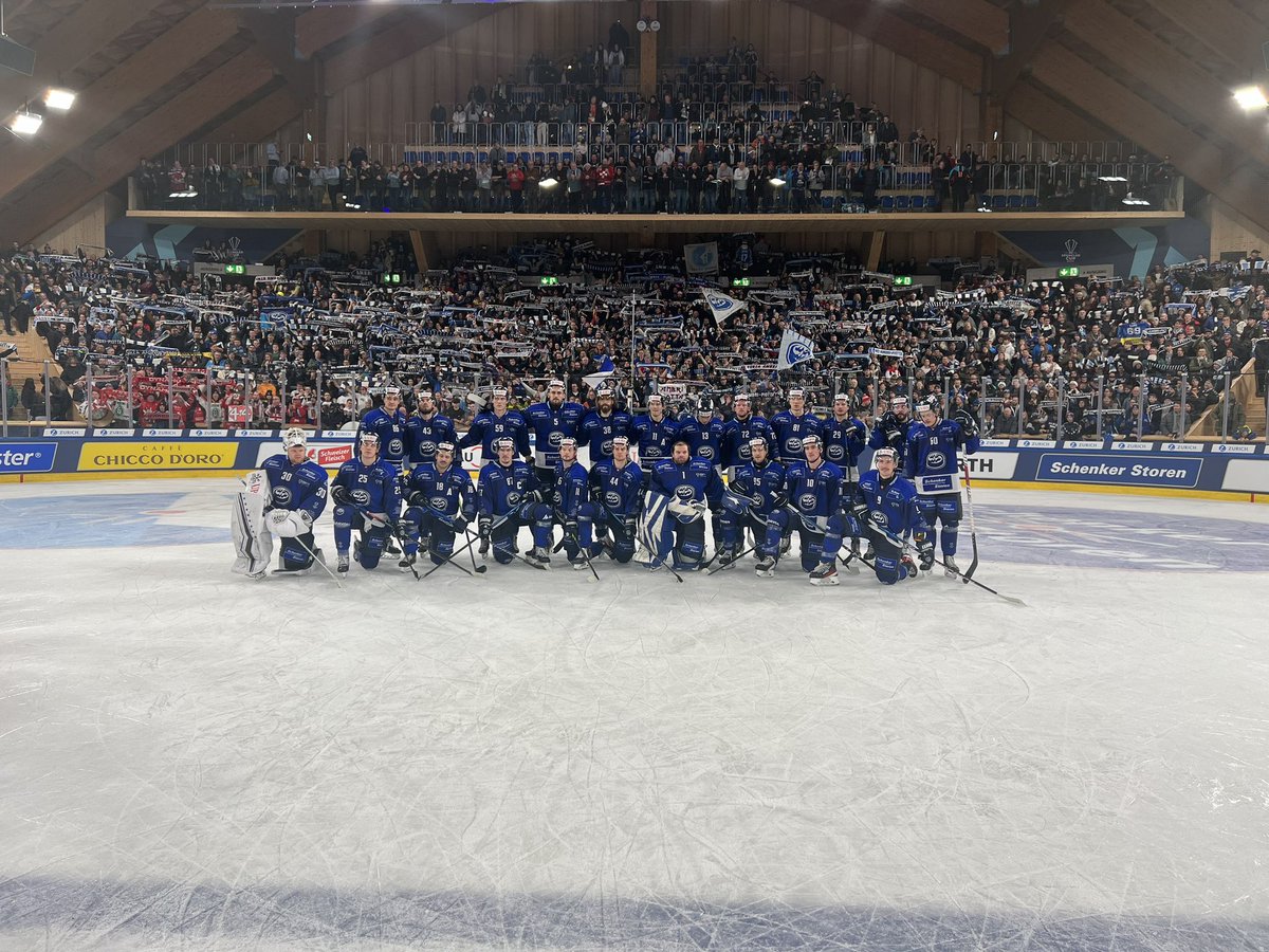 HCAP1937's tweet photo. ⚪️🔵 Davos invasa di biancoblù! Grazie per il vostro sostegno🙏🏻 Domani un’altra battaglia da affrontare tutti insieme! Forza Ambrì-Piotta💪🏻 https://t.co/CWTlOM4iTT