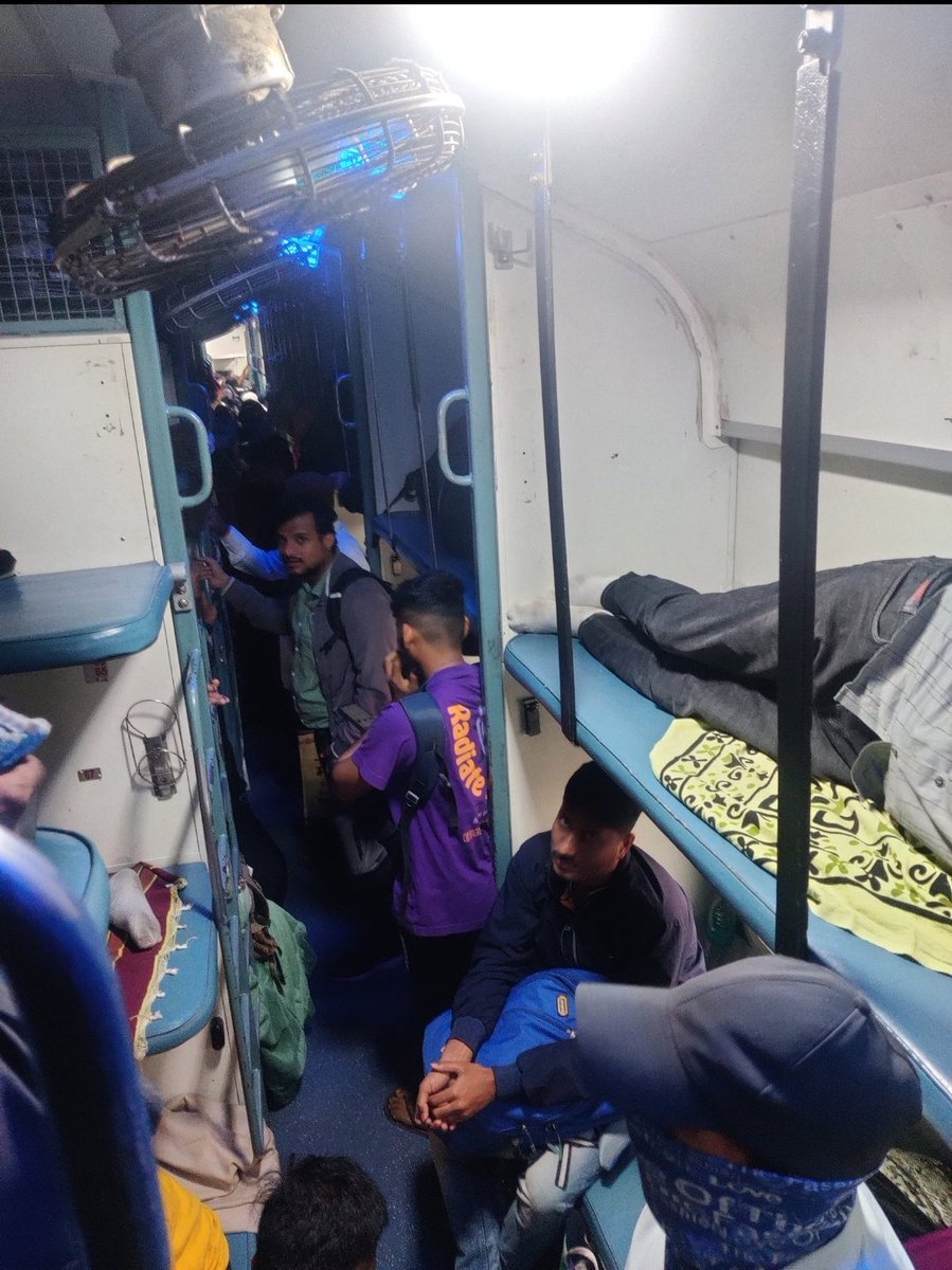 NGhatkar's tweet photo. When the Indian Railways solve problems of the waiting list. Bad behaviour with waiting list people from confirm tickets when  waiting list people stand at the door passage. Request for Indian Railways please update the system and keep availability of  reservations. https://t.co/0uTUhhgfg3