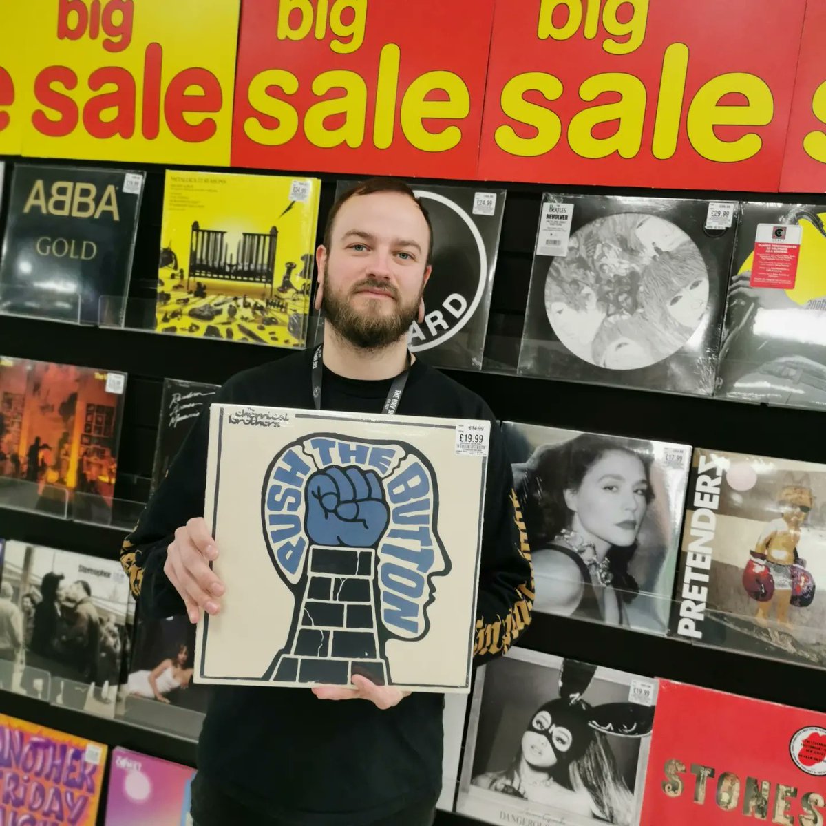 hmvBirmingham's tweet photo. 🔥 THE BIG SALE 🔥

Happy Boxing Day!

Looking to spend that Christmas dollar you got? 🤩 What better way than to grab your favourite vinyl records from our massive post Xmas sale!? 🔥 Check out some of our staff picks below! 

#thebigsale #hmv #hmvbirmingham #hmvLovesVinyl https://t.co/XrpEIm9neP
