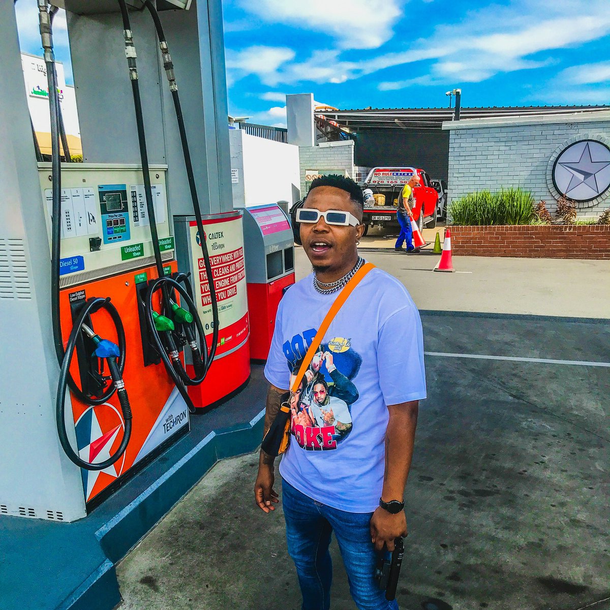 Its_Mjivaras's tweet photo. #NewProfilePic https://t.co/zHh9BmJcjZ