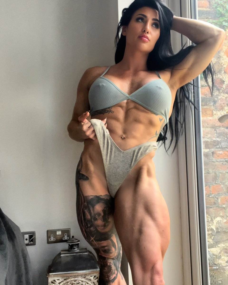 Tori_bo69's tweet photo. Thinking &amp; Lonely 
Link to unlock what you want : https://t.co/Voy8RhaFlB

#femalemuscles #femaleabs #girlmuscles #FemaleBodybuilding #femalebody #girlabs #muscularwomen #muscleswomen #girlbigmuscles #onlyfansbabe #onlyfansmuscle https://t.co/oj0reZBC6H