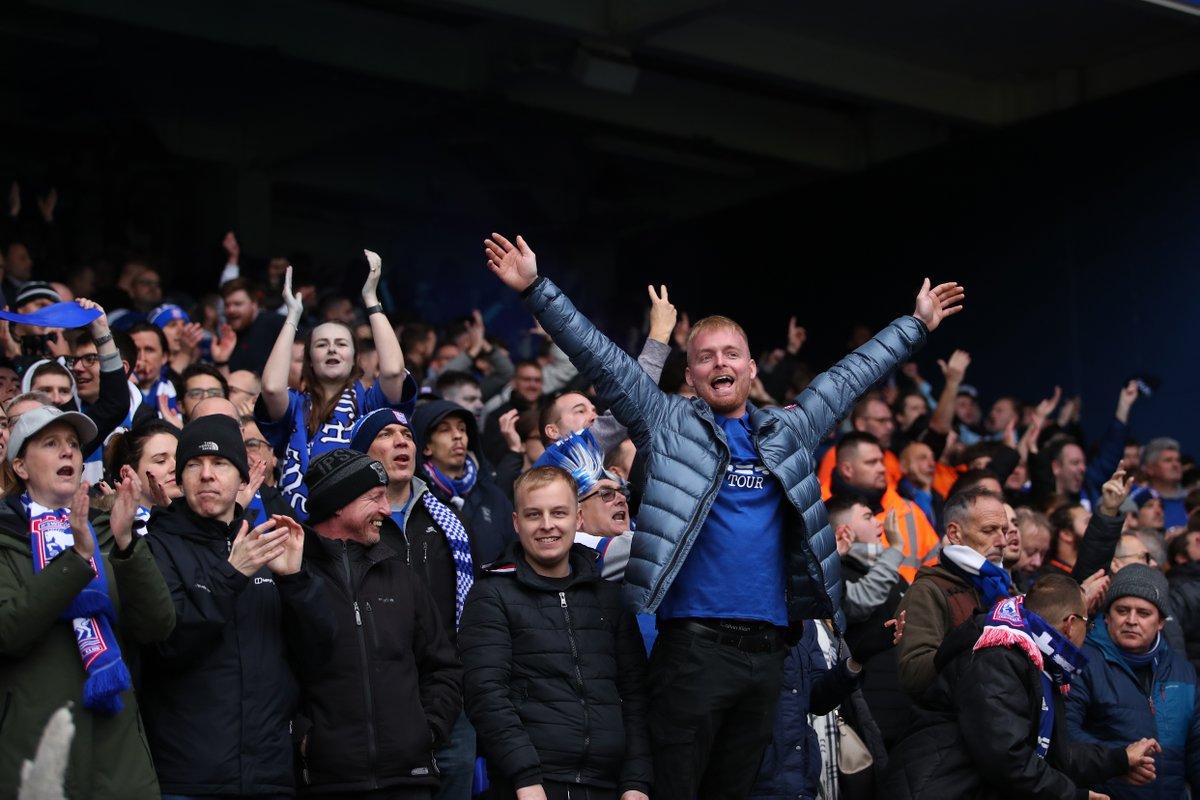 IpswichTown's tweet photo. Three hours to go! 🔵⚪️

#itfc https://t.co/rgcm0Zf8nt