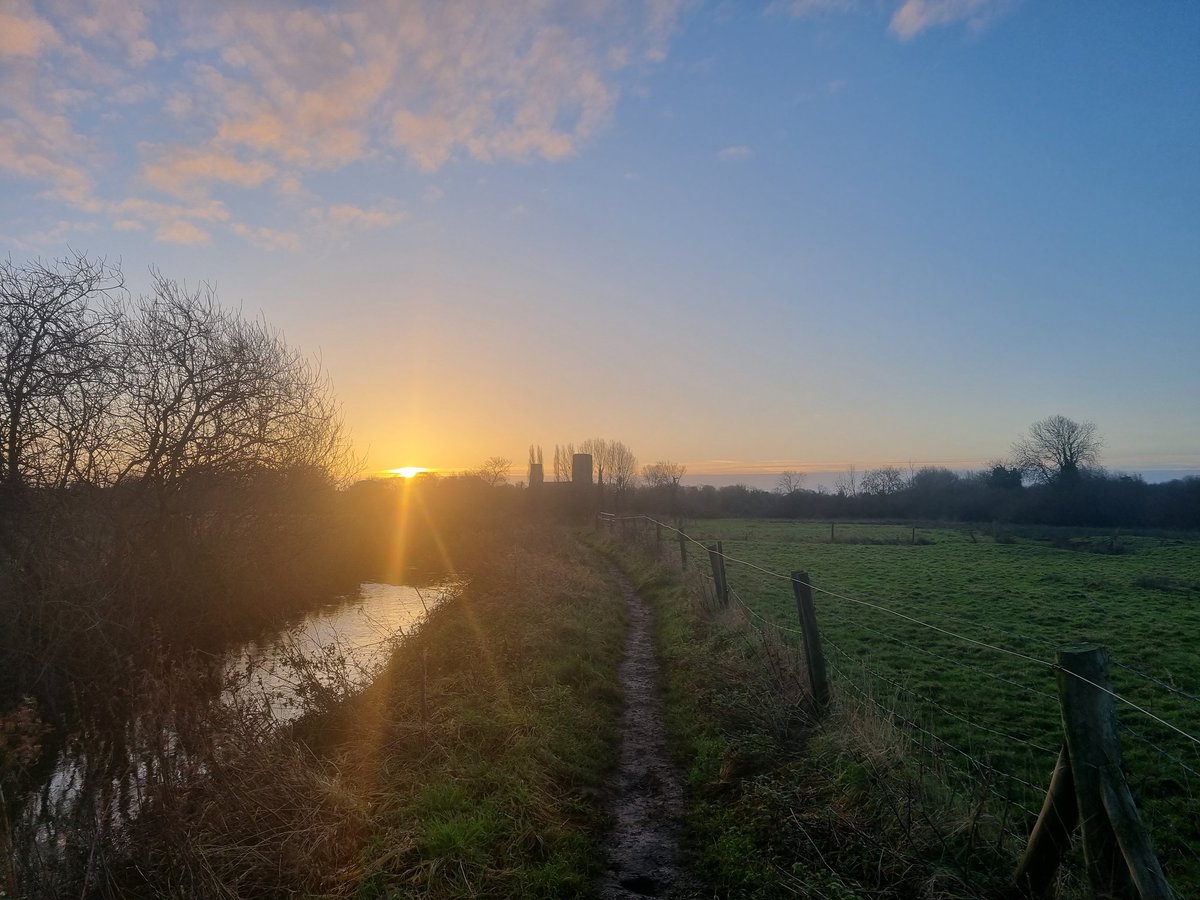 Christopher stone tweet media