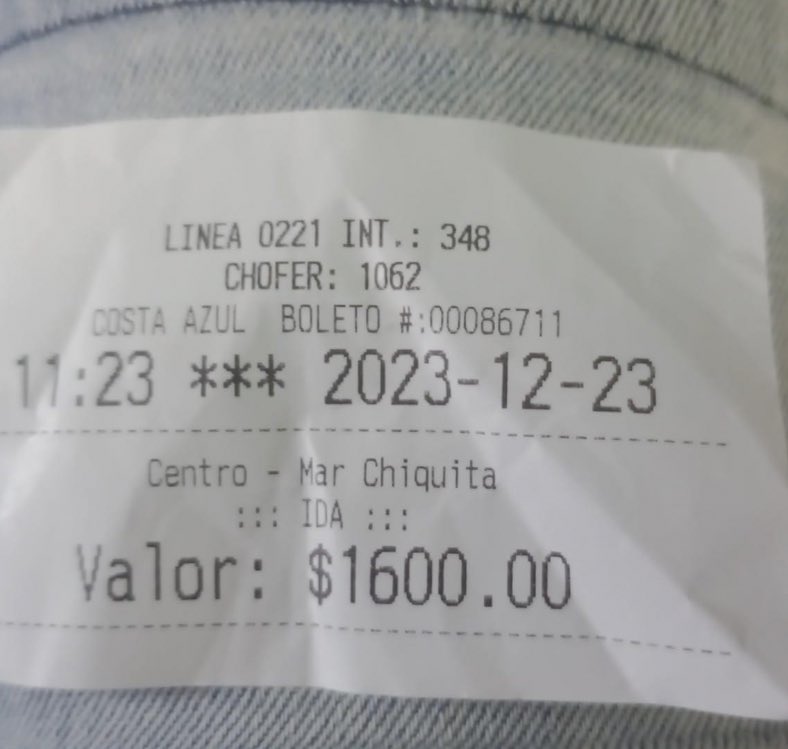 Bracesco2023's tweet photo. FALSO. ESTO FUE UNA FALACIA. UNA CAMPAÑA SUCIA.
El colectivo a la segunda semana de la presidencia de Milei: https://t.co/mDJdMIDl7r