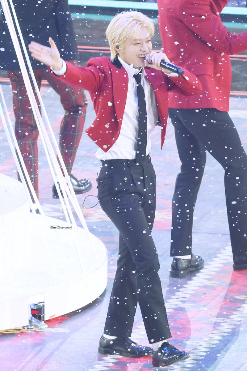 231225  HD
sbs
😝🦁

#NCT #NCT127 
#YUTA #유타