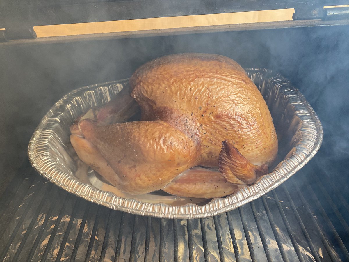 Silsurf83's tweet image. I hope everyone had a Merry Christmas and remembered how awesome they are this year 💫

Yesterday took all of my spoons as my #Spoonies would say 😅 

We will be back and live in Surf&apos;s Cabin later today, I&apos;d love to catch up with y&apos;all on how your Christmas went or simply how…