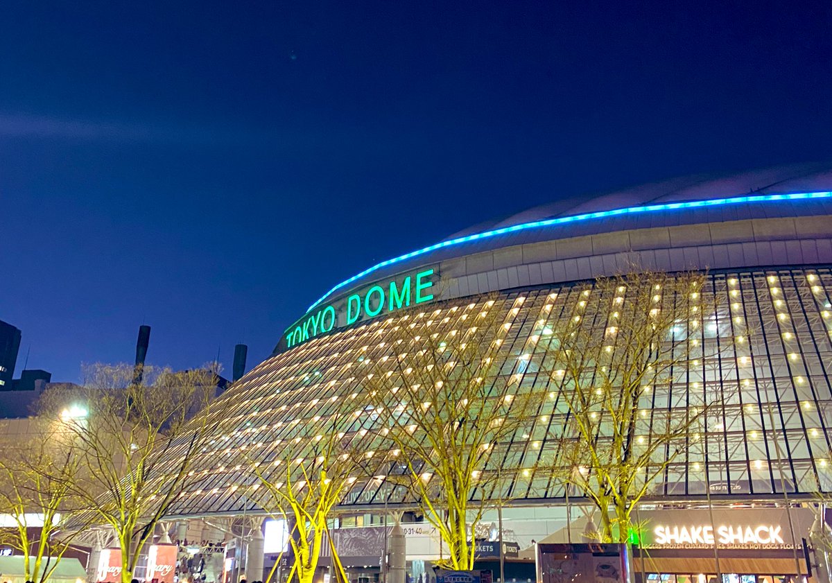 newssuki51711's tweet photo. NEWS 20th Anniversary LIVE 2023 in TOKYO DOME
BEST HIT PARADE!!!
〜 #シングル全部やっちゃいます 〜

人生初の東京ドーム参戦
最高の景色と幸せな時間をありがとう

#NEWS20th
#BESTHITPARADE
#20周年おめでとう
#全てのチームNEWSに幸あれ https://t.co/uIs1W1OxGc