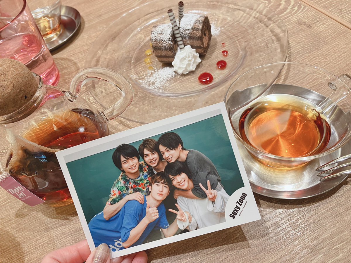 k313ron's tweet photo. みんなと集えて良かった😭🐘🐘🐘🐘
昔の事しか覚えてなくておばあちゃんみたいだけど🐘には許される(と思ってるよ🤣 https://t.co/mFKcb1XCQi