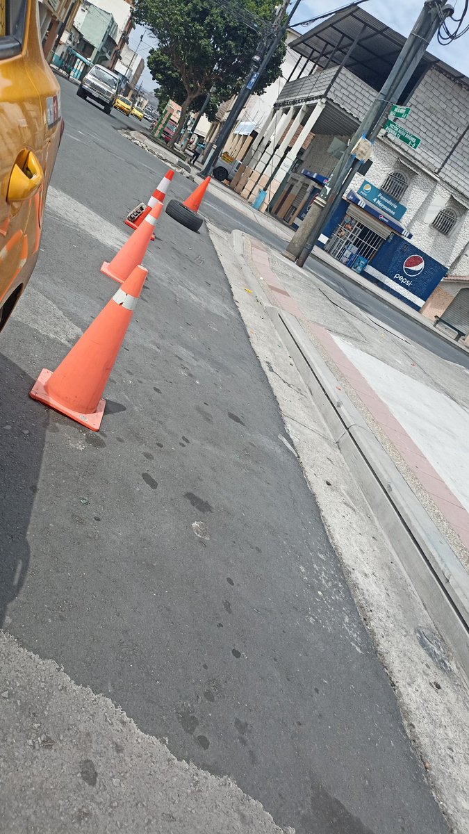 TAXI SEGURO GOKUKAR tweet media