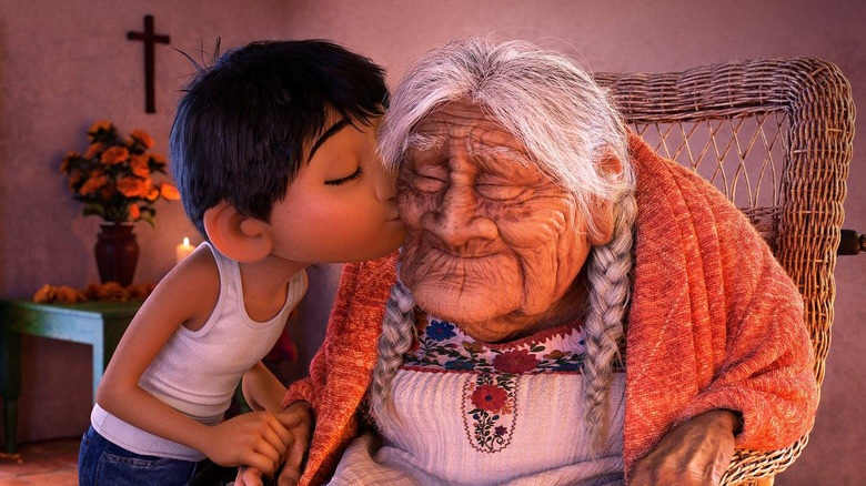 YoStoConTarabas's tweet photo. I film Disney sono per bambini
Sempre i film Disney: https://t.co/YpKIP13zUq