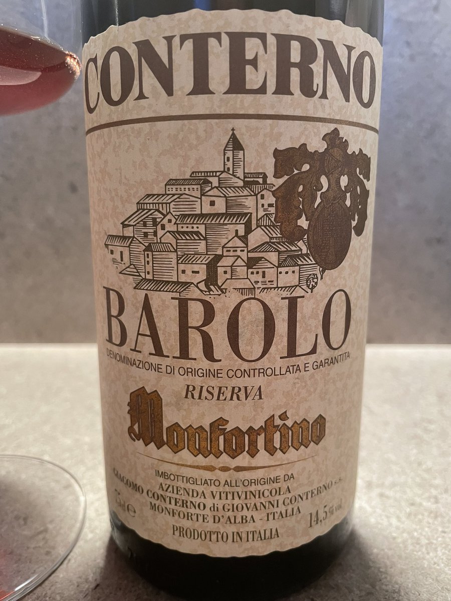 RavaioliR's tweet photo. Chi a detto che è meglio Natale che Santo Stefano? https://t.co/ogTvH9KfGb