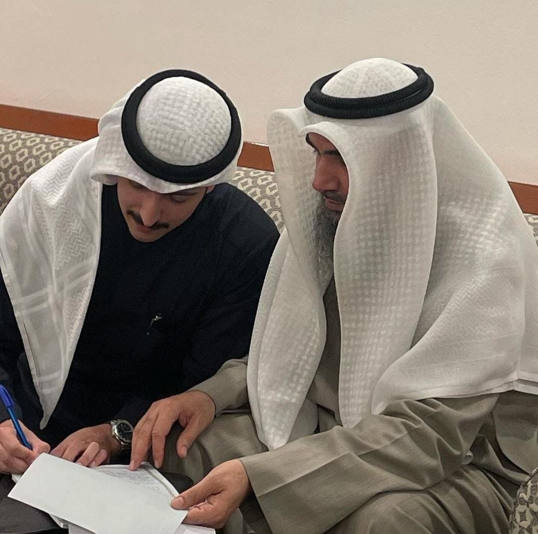 ﴿ وَمِنْ آيَاتِهِ أَنْ خَلَقَ لَكُم مِّنْ أَنفُسِكُمْ أَزْوَاجًا ﴾

الحمدلله الذي بنعمته تتم الصالحات 
تم بحمد الله وفضله "عقد قراني" 

سائلاً المولى عز وجل لي ولكم
التوفيق والبركه لما يُحبه ويرضاه