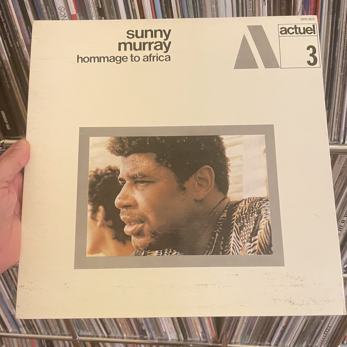 #NowPlaying Sunny Murray - Hommage To Africa (BYG Records, France 1970). Killer lineup on this one : Grachan Moncur III, Lester Bowie, Clifford Thornton, Archie Shepp, Alan Silva, Roscoe Mitchell, Kenneth Terroade & Jeanne Lee.