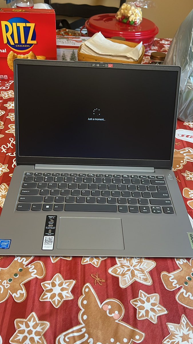 technoman's tweet photo. Setting up a new Christmas laptop. How many of you received or gave a new laptop as a gift? https://t.co/FXeII8TymH