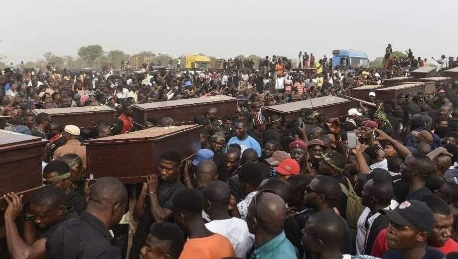 ChristiansMENA's tweet photo. 🇳🇬✝️ In the past 2 decades, 62,000 Christians in Nigeria have been killed by Jihadists and another 5 millions have been displaced. 

وفي العقدين الماضيين، قُتل 62 ألف مسيحي في نيجيريا على يد الجهاديين، ونزح 5 ملايين آخرين.

#ChristiansMENA https://t.co/faO5GpaEZg