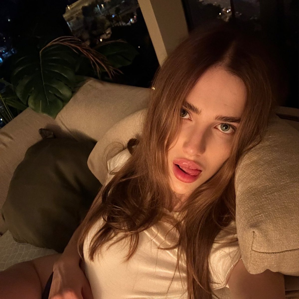 hotmodel018's tweet photo. #NewProfilePic https://t.co/6bzETsjIRm