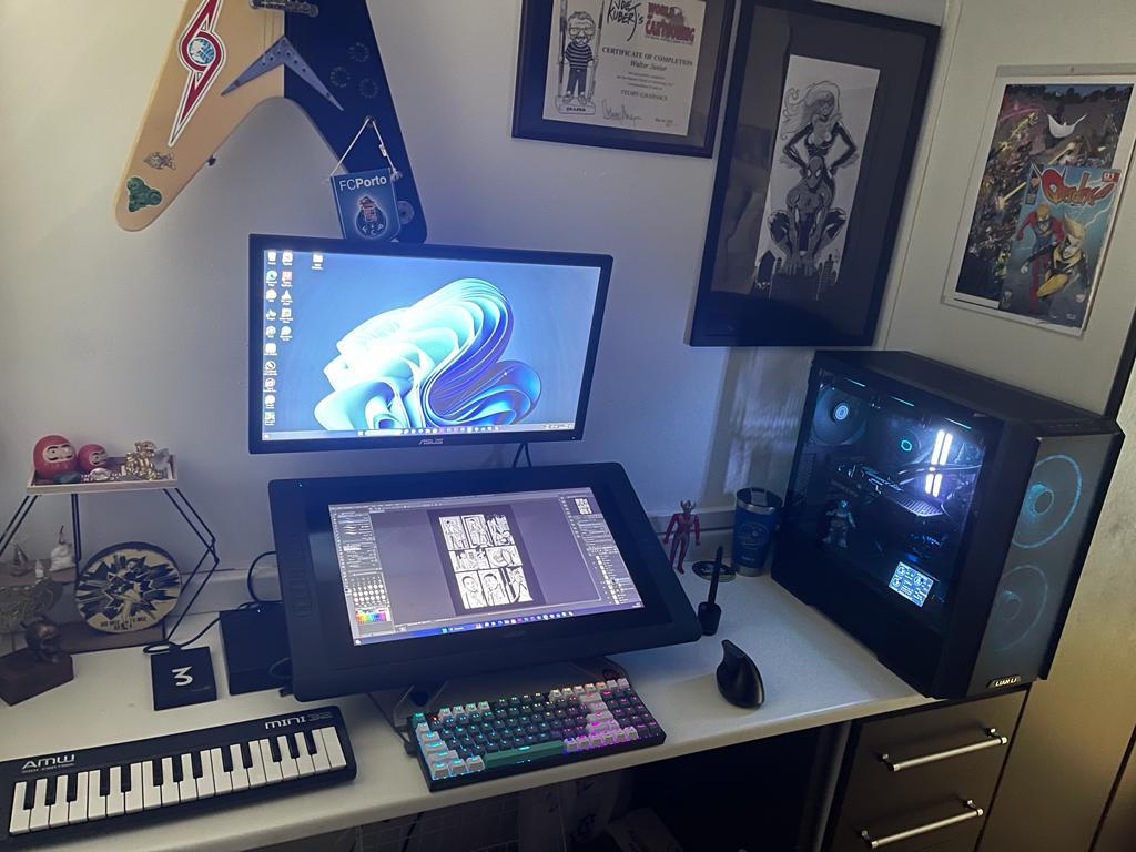 wallyjunior's tweet photo. @lockgamer_
#fritandosetup #SETUPLOCKGAMER  
first-time build!
Z790 Aorus elite Ax 
i7 13700 
Walter Master Liquid 360l core 
64 Gb DDR5 Corsair
RTX 3060 12gb
Corsair 850W 
2 Ssds Fury 1tb + 2tb 
Lancool 216 Lian Li
Asus 24 véio + Cintiq 22HD Wacom
Teclado, mouse e telinha = Ali https://t.co/lHXpBpZpT0