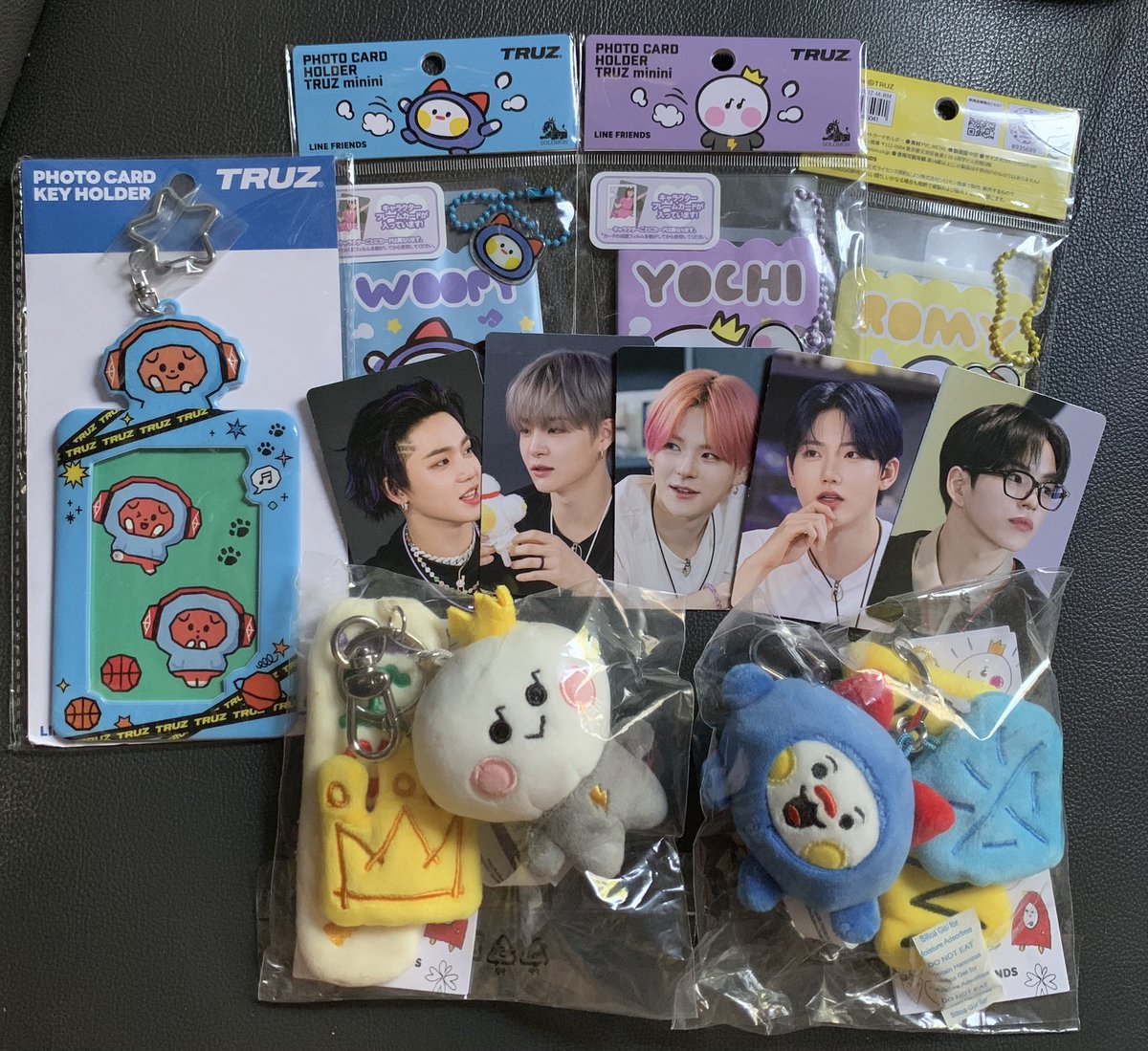 yoonbinshiho's tweet photo. Truz babies came home ๐ซถ
Thank you always for the pasabuys @teubuys_ ๐ซถ๐ซถ next yr again char haha
Merry Christmas and Happy New Year. https://t.co/c5trw4oBoD
