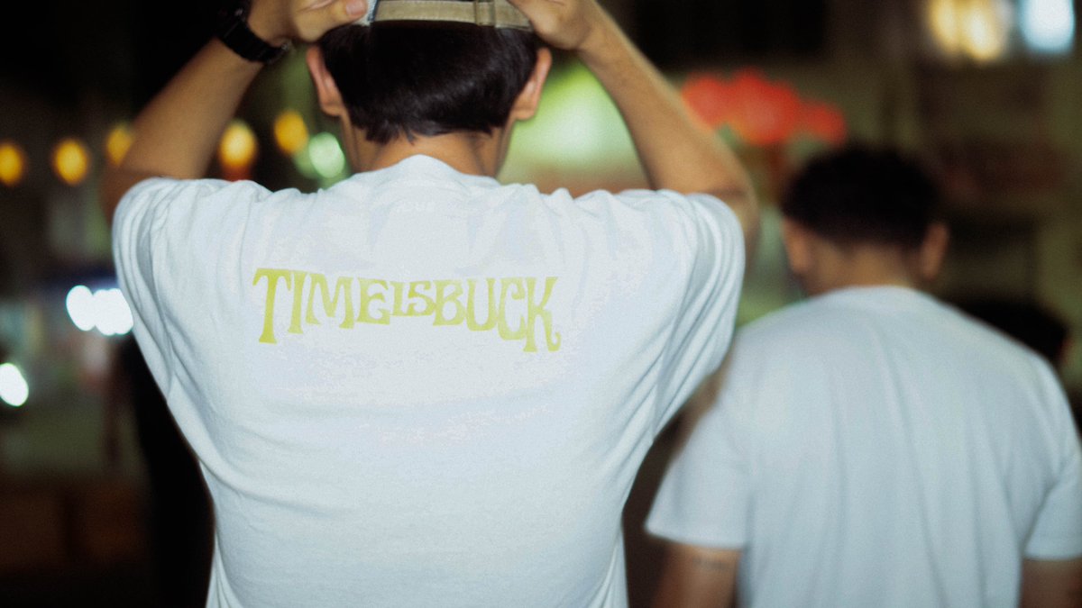 BUCKⓈ - Grateful Code
some break the code some live the code
Louis / Waldos / SR / MC / CA 
if you don't know maybe you eventually will 🫵🏽 
airing now buckstore-id.com
📷 <a href="/rafiharlian/">rafi harlian</a>