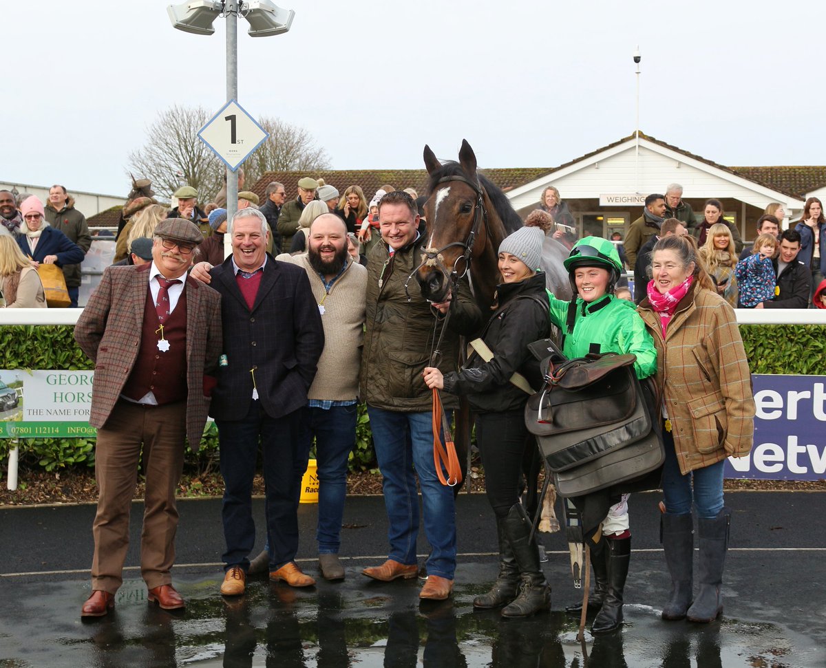 Vicky Napier tweet media