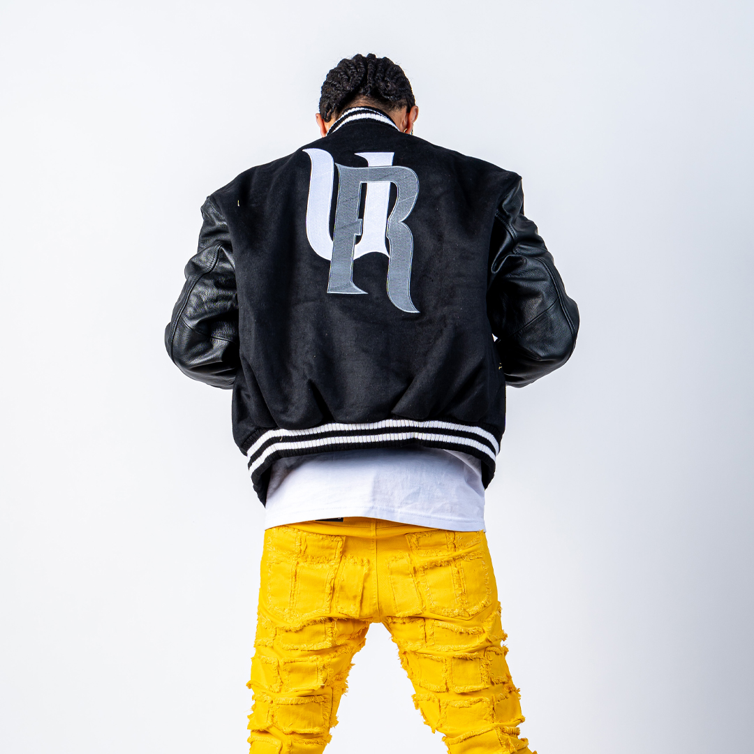 95DenimUSA's tweet photo. 😎 Discover the icons of comfort with NINEFIVE❗
Order now🛒
https://t.co/yOYaOjPDjB

#95denim #nivefivedenim #christmassale #Christmas2023 #denim #jeans #jackets #outerwear #outfits #stackedjeans #stackedpants #streetwear #streetwearfashion #streetstyle #flarejeans #shoponline https://t.co/1heNixHkfm