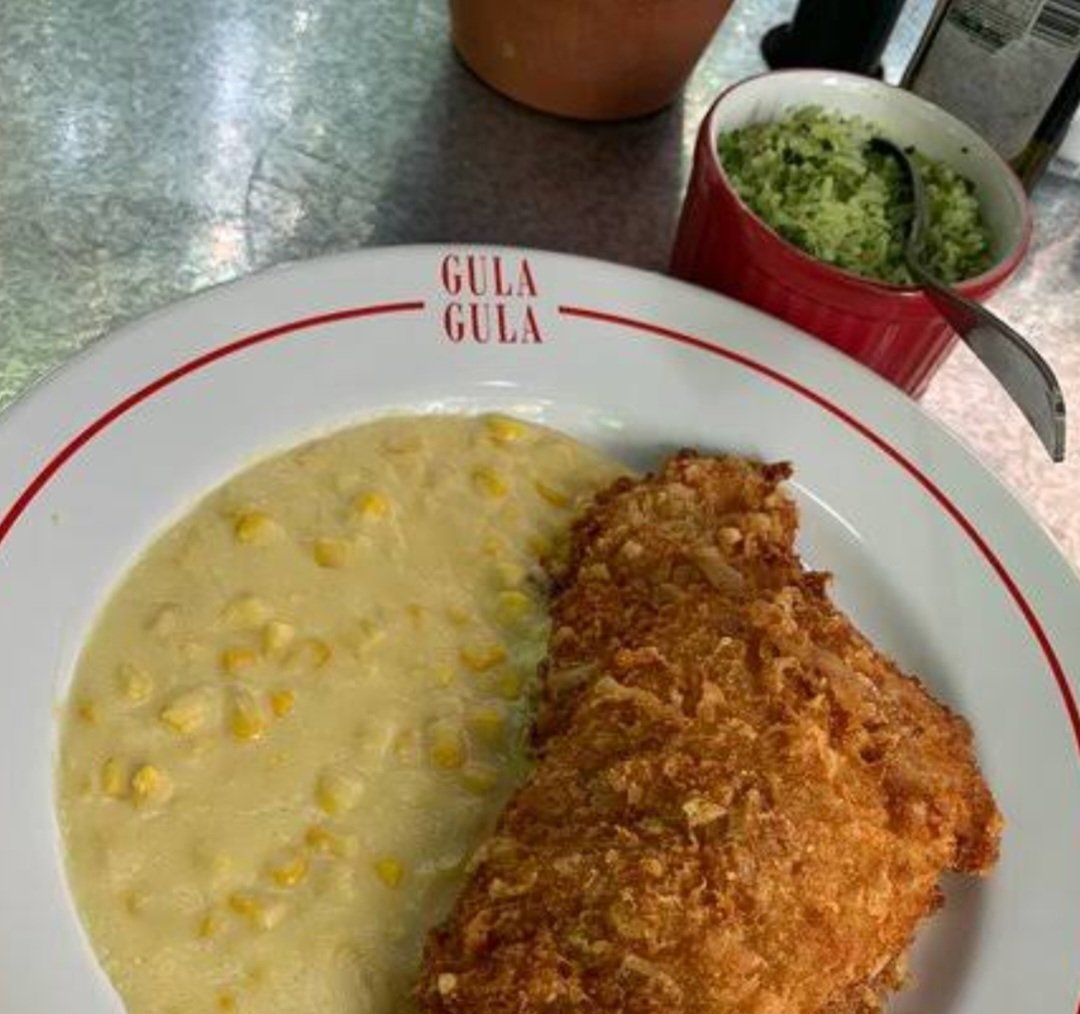 Acabei de almoçar no restaurante Gula Gula. Quando meu prato chegou fiz questão de fazer uma corrente com os funcionários, clientes e entregadores do Ifood: rezamos um Pai Nosso e agradecemos por mais um ano abençoado. Foi lindo. Quem não se emocionar já faleceu por de dentro.