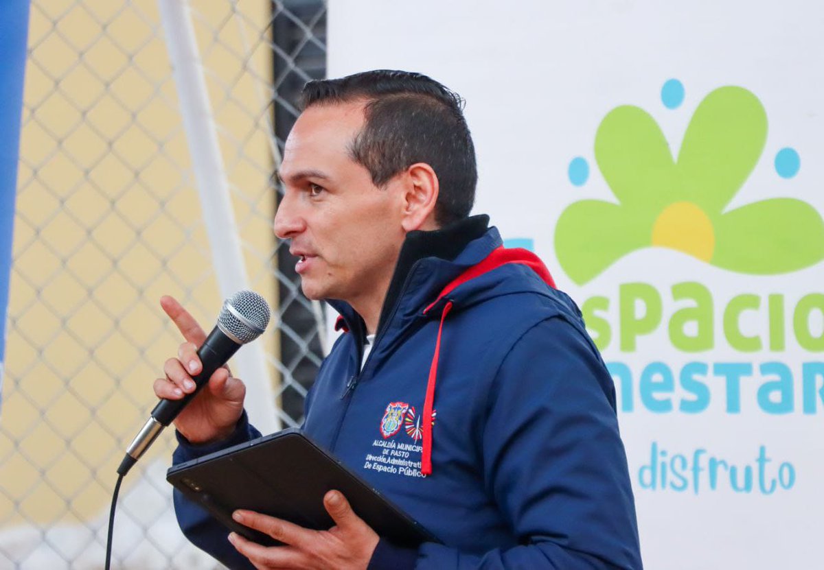DAEP_Pasto's tweet photo. En Pasto #LaGranCapital, a través de la @DAEP_Pasto, desarrollamos las capacitaciones, según el Decreto 0211, con @secsaludpasto, #SecretariadeGobiernoPasto,@emaspasto2, @Cedenaroficial @PoliciaColombia para tener buenos espacios para turistas y propios, con más bienestar. https://t.co/rThOW9UNud