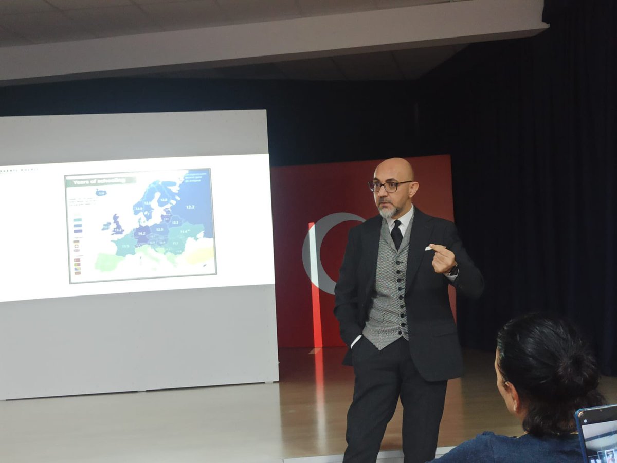 faruk__tatar's tweet photo. Bugün de İzmir Egebil Sahilevleri kampüsündeydik. İlk yol arkadaşlarımdan  kurucumuz Sn @meralguler liderliğinde velilerimiz ile buluştuk.. https://t.co/SpRuhOyrme
