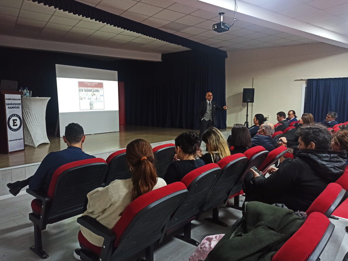 faruk__tatar's tweet photo. Bugün de İzmir Egebil Sahilevleri kampüsündeydik. İlk yol arkadaşlarımdan  kurucumuz Sn @meralguler liderliğinde velilerimiz ile buluştuk.. https://t.co/SpRuhOyrme