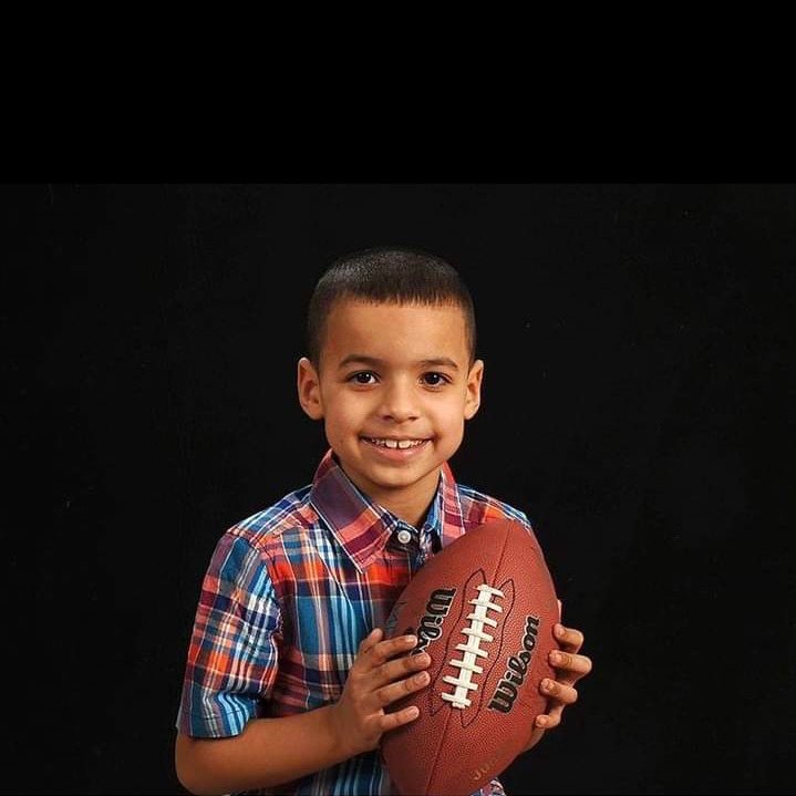 BBBSLV's tweet photo. Get in the Game with Big Greg & Little Jayden - help us reach our goal of giving 100 kids on waiting list the chance to receive the gift of mentorship that will transform their lives today! https://t.co/IPqzLPdY4Q #tuesdaytalk #takeslittletobeBIG #merrychristmas #BIGgift #bbbslv https://t.co/uklu9gdQdX