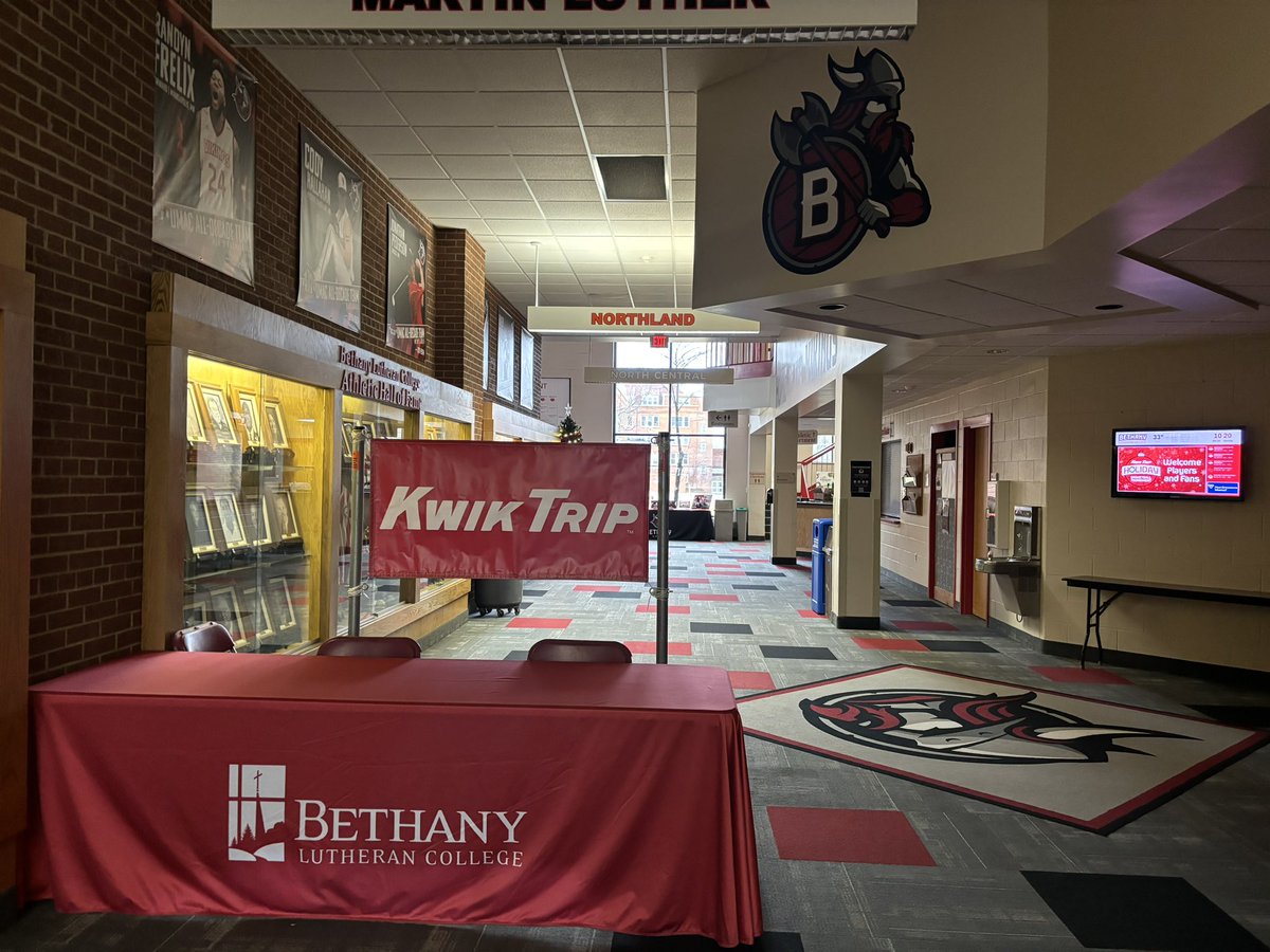 KwikTripHSBBall's tweet photo. We are ready to go! Tomorrow, Wed Dec 27 is the start of the 25th Annual @KwikTrip Holiday Basketball Tournament! JV in the afternoon and Varsity in the evening. See you @BethanyLutheran! 🌲🎉⛹️‍♂️🏀 https://t.co/hUwBgRdubv