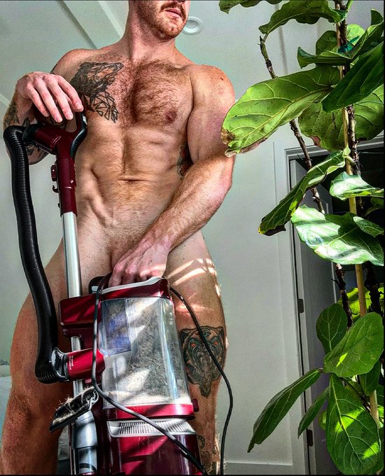 Sorry if this is too slutty but if you have a ✨nice✨ vacuum I will stay hard the whole time I&rsquo;m cleaning