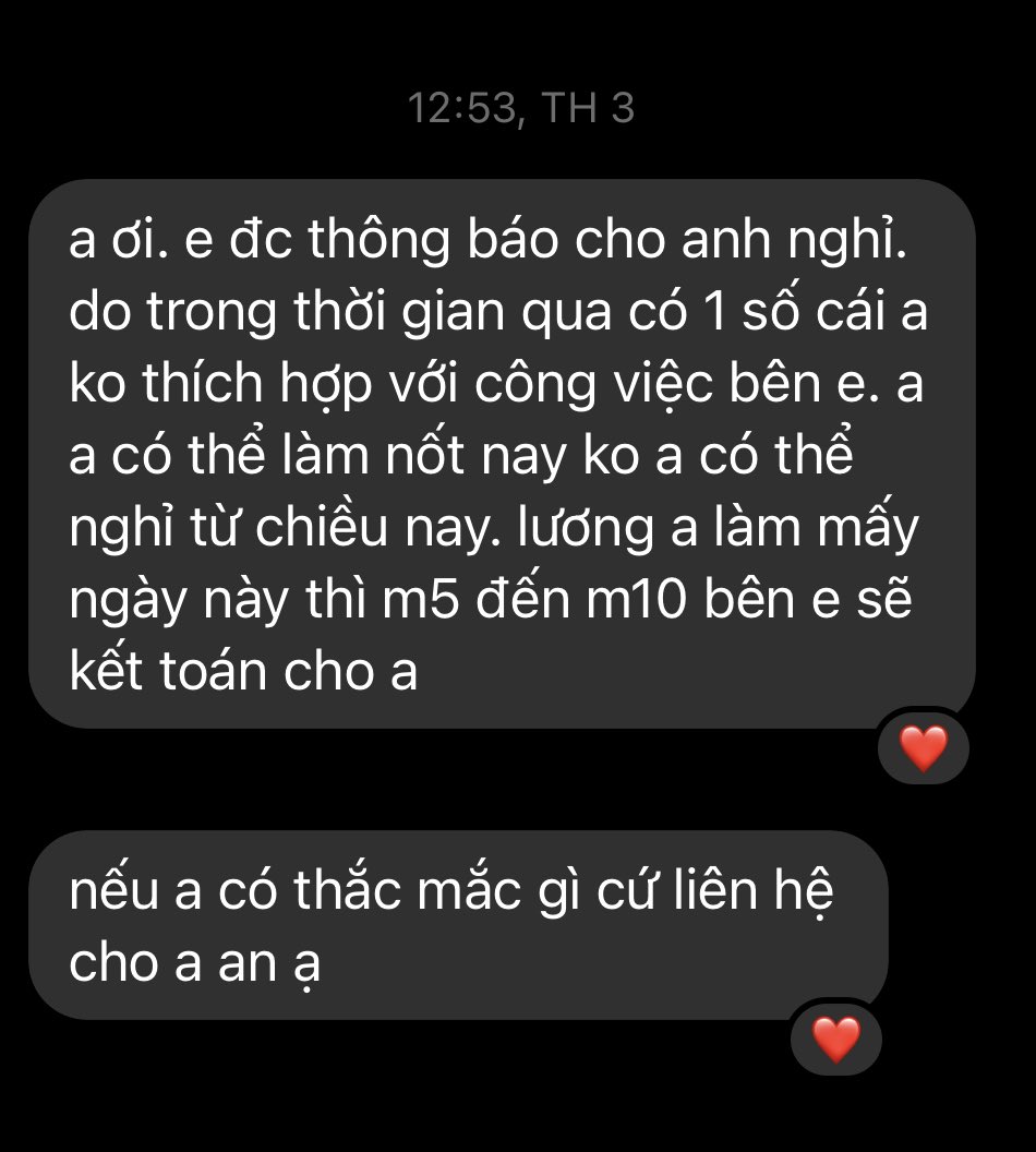 Hhang1759's tweet photo. Cuối ngày mới cầm được điện thoại thì lại thấy tin này 😞

Đúng là năm khó khăn, tìm việc đã khó, giữ được việc lại càng khó…

Năm nay chắc em không có bánh chưng rồi… https://t.co/APetUun7RF