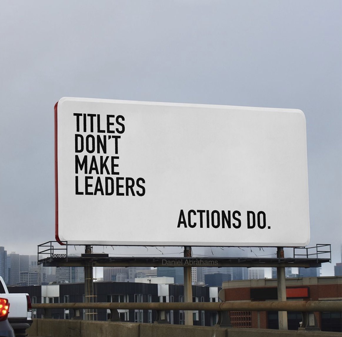 Los “Job titles” están sobrevalorados. Al menos para determinar el liderazgo

El liderazgo es la ética, la honestidad y la inteligencia emocional transformadas en comportamientos observables, o, al menos, debería parecerse bastante a ello…

#liderazgo #leadership