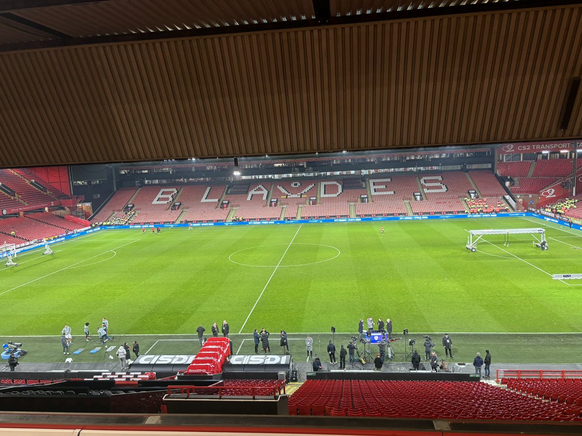 Lee Blakeman (@leeblakeman) on Twitter photo Incredible game to see out 2023 with <a href="/5liveSport/">BBC 5 Live Sport</a> - Sheffield United 2 Luton 3 alongside <a href="/GKPaulRobinson/">Paul Robinson</a>
Looking forward to more in 2024 ⚽️ Incredible game to see out 2023 with <a href="/5liveSport/">BBC 5 Live Sport</a> - Sheffield United 2 Luton 3 alongside <a href="/GKPaulRobinson/">Paul Robinson</a>
Looking forward to more in 2024 ⚽️