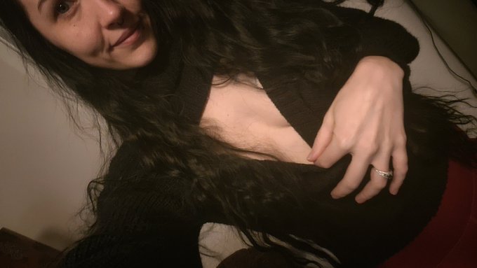 Tease. Jerk. Repeat  🖤❤️ Customs &bull; Sexting &bull; Ratings  (All on your favorite platforms) https://t.co/<a href="/tag/mvsales"class="tags"><span>#mvsales</span></a>