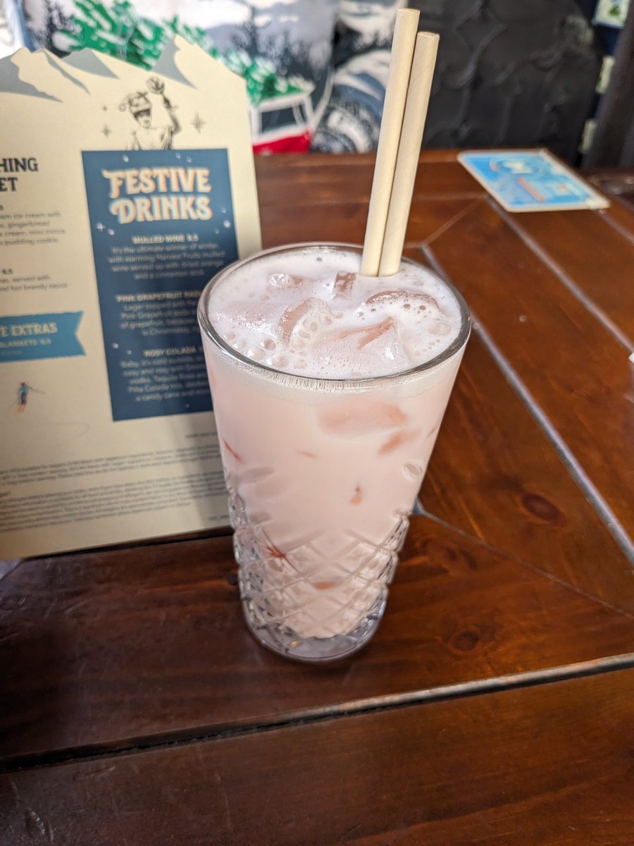 Euthumia's tweet image. Nincs elég maradék a hűtőben #devan
De hát találka volt, így #ennijó
 #day26
#teamxmas